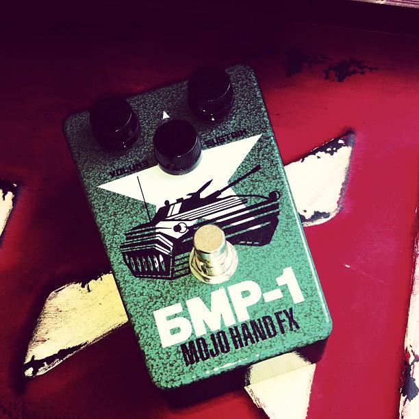 Mojo Hand FX BMP-1 Fuzz | Axe... And You Shall Receive