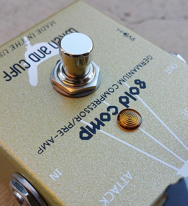 Wren and Cuff The Gold Comp (Germanium Compressor/Pre-Amp) | Axe