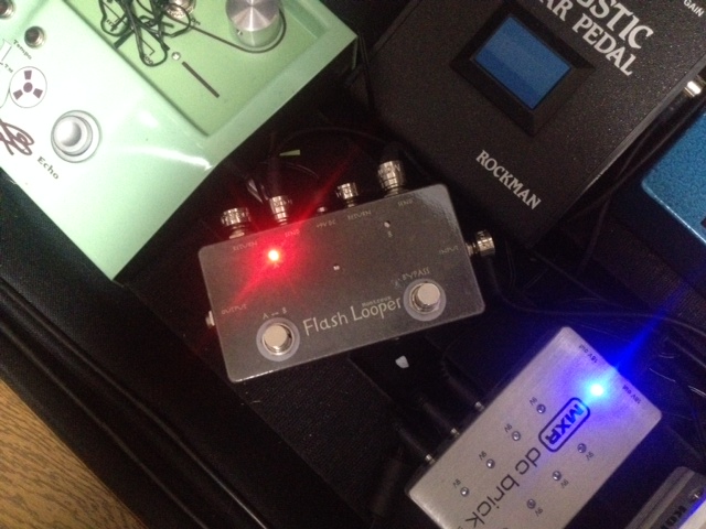 Montreux Retrovibe Flash Looper