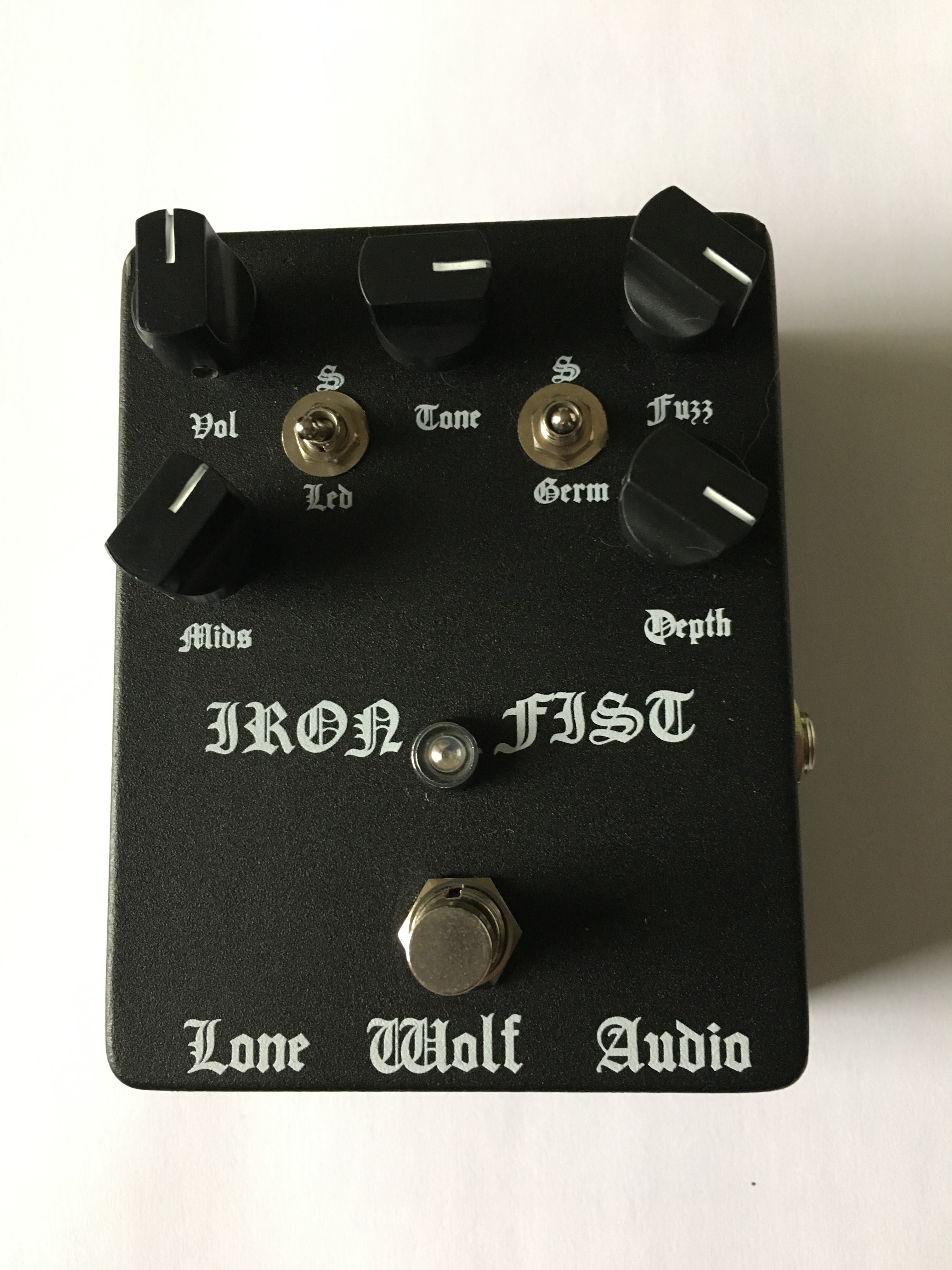 Lone Wolf Audio Iron Fist Fuzz