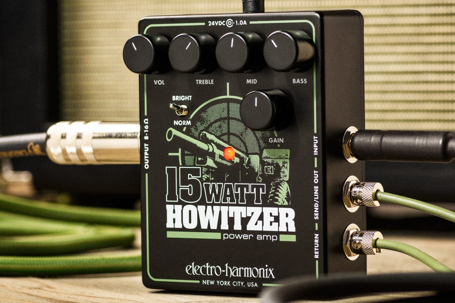 Electro-Harmonix 15 Watt Howitzer Amp