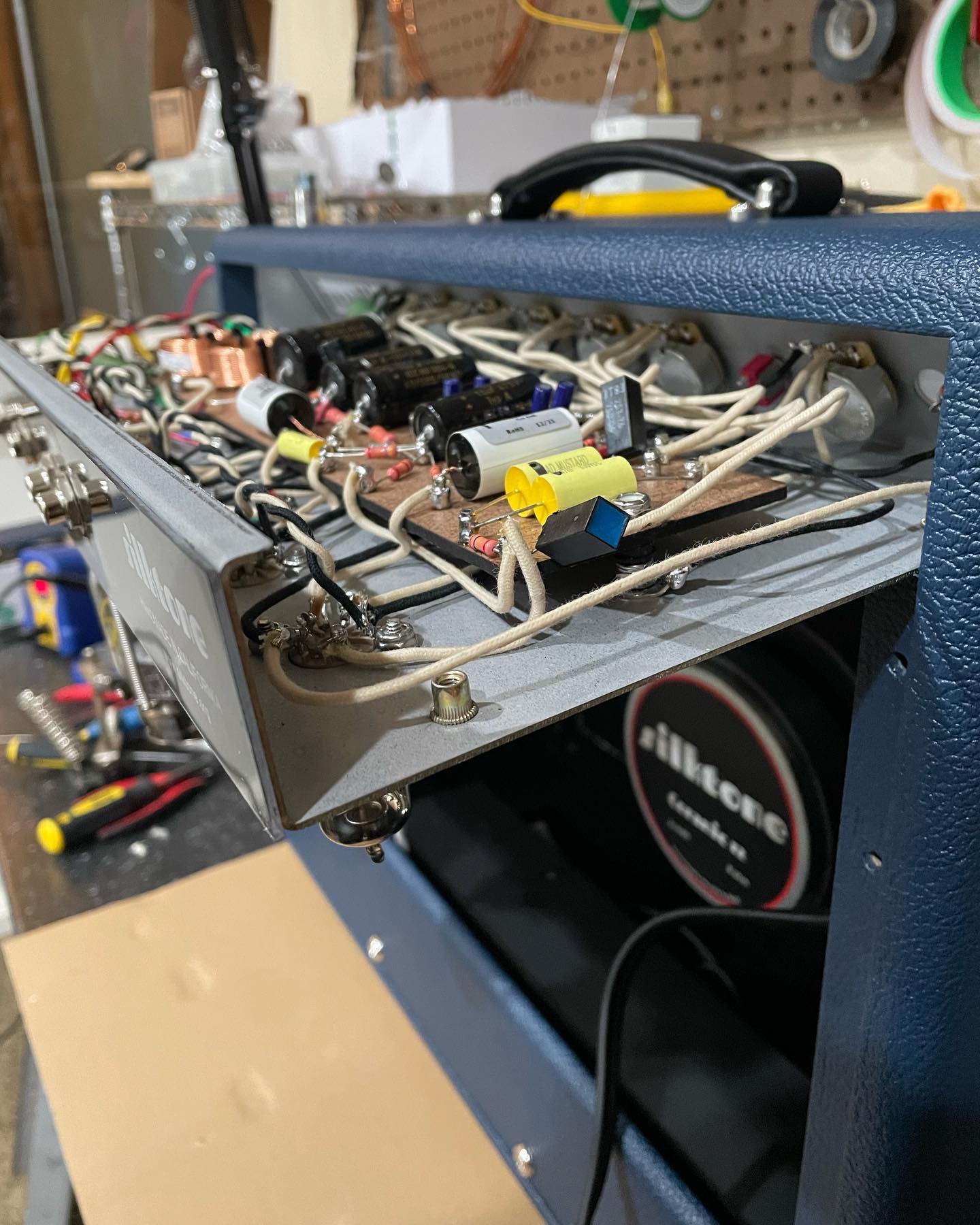 Silktone Amp