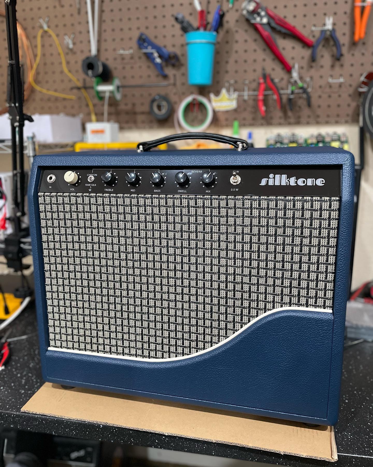 Silktone Amp