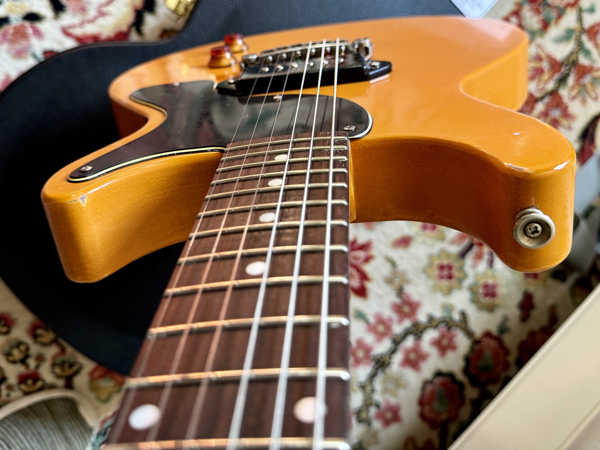 Norton Electric DC9 Les Paul Jr. - Capri Orange