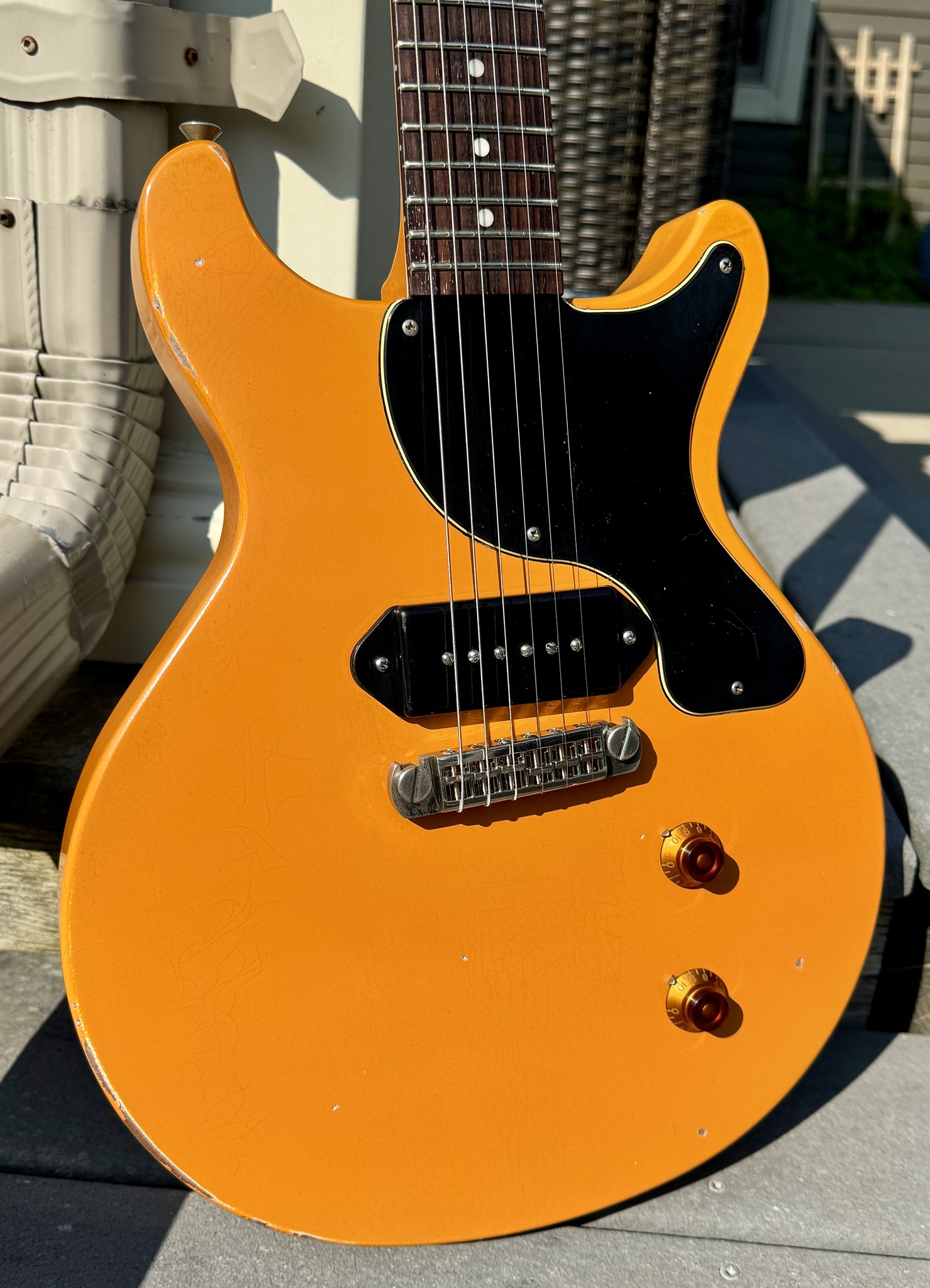 Norton Electric DC9 Les Paul Jr. - Capri Orange