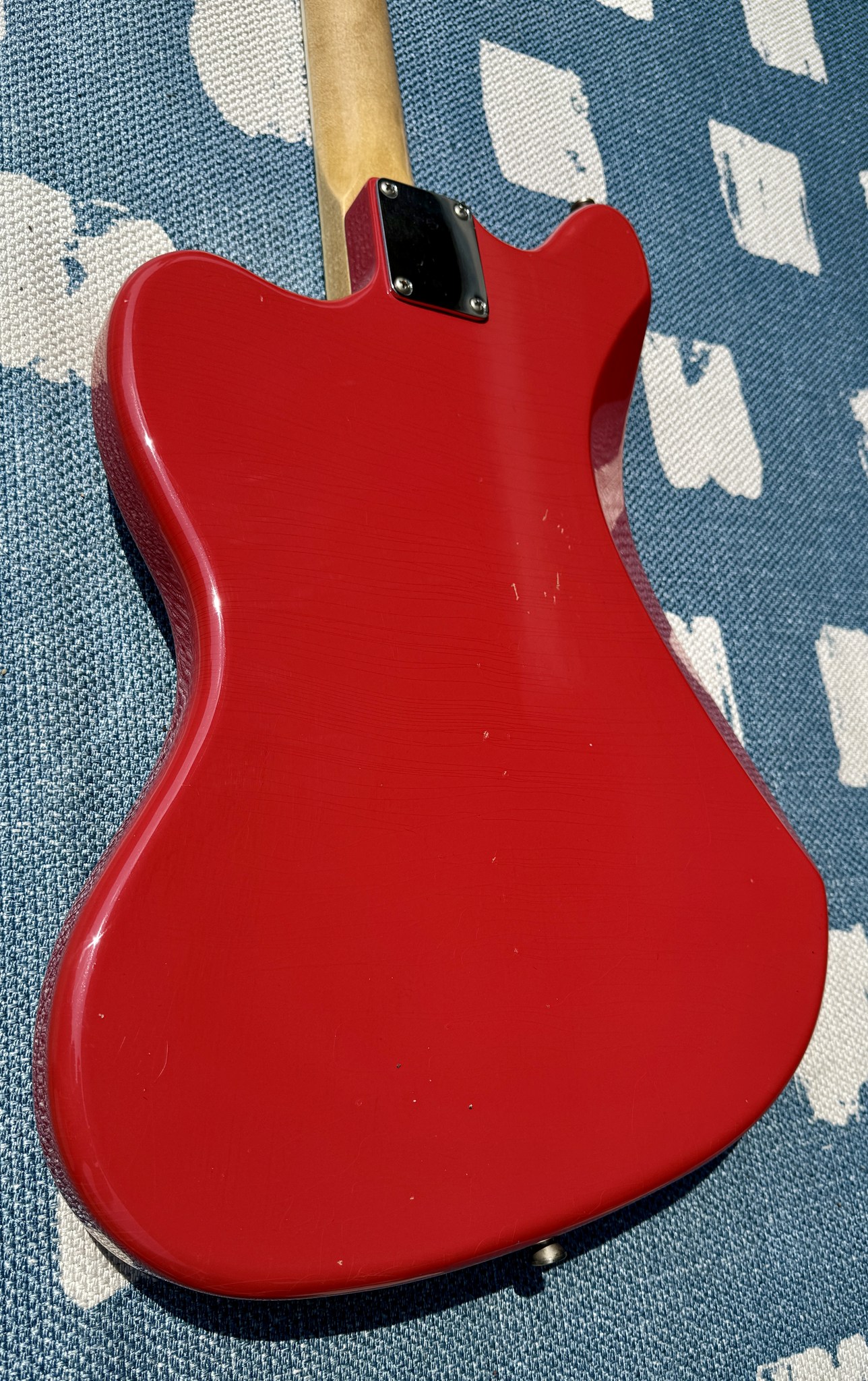 Seüf Guitars Old Hand 10 (OH-10) Offset Style - Fiesta Red
