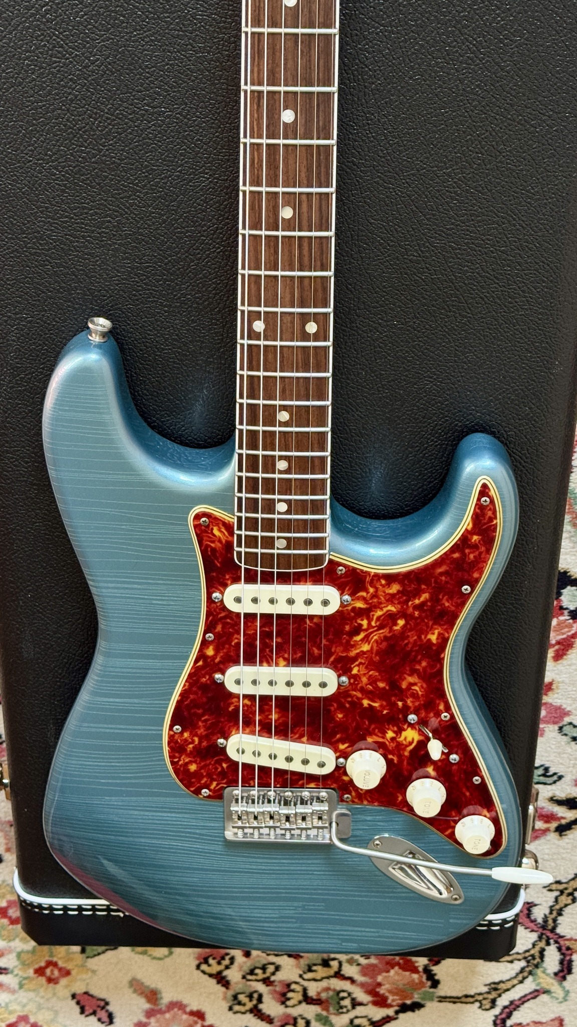 Seüf Guitars Old Hand 19 (OH-19) Strat Style - Aged Pelham Blue