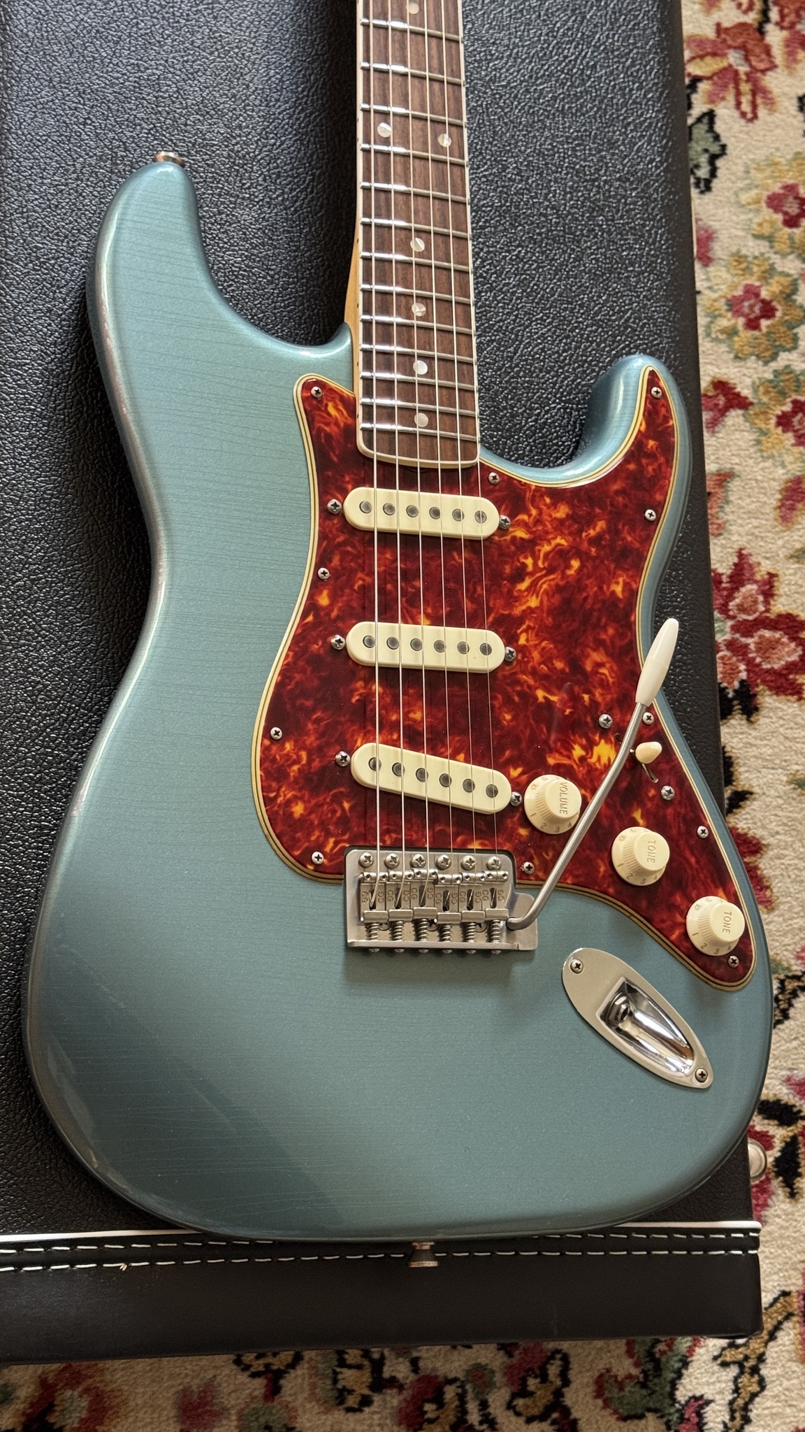 Seüf Guitars Old Hand 19 (OH-19) Strat Style - Aged Pelham Blue
