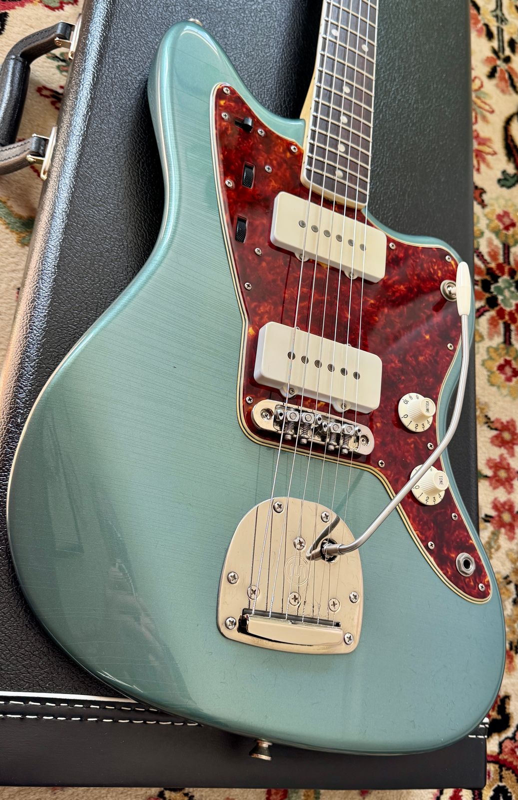 Seüf Guitars Old Hand 10 (OH-10) Offset Style - Aged Pelham Blue