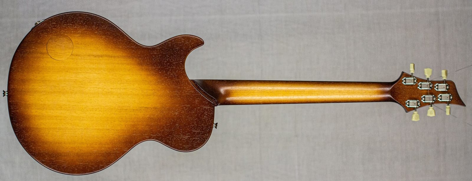 Fibenare Single-Cut Montreux Semi-Hollowbody Rahan