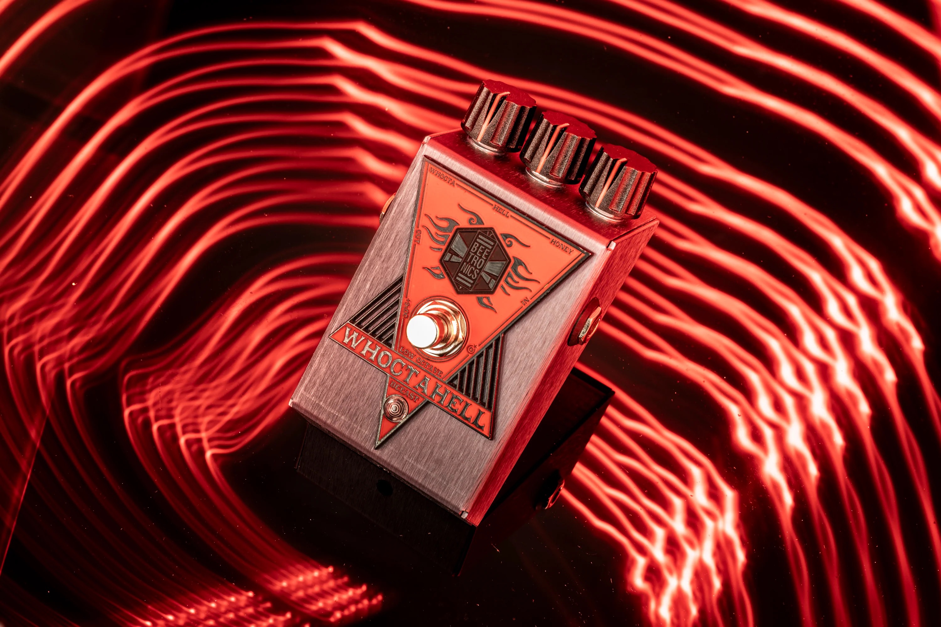Beetronics Whoctahell v2 Low Octave Beeast