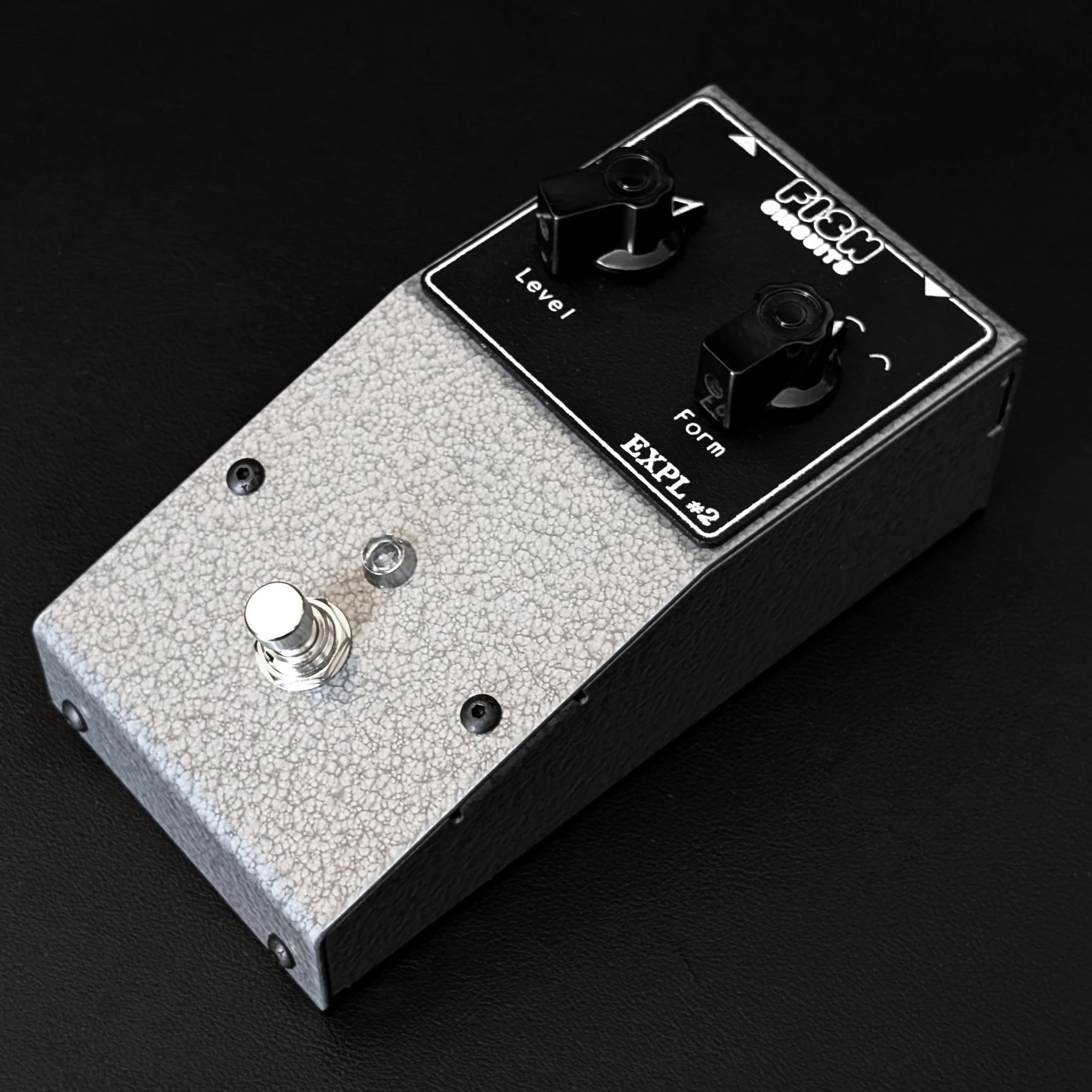 Fish Circuits Exploration #2 - Mids-Focused Fuzz