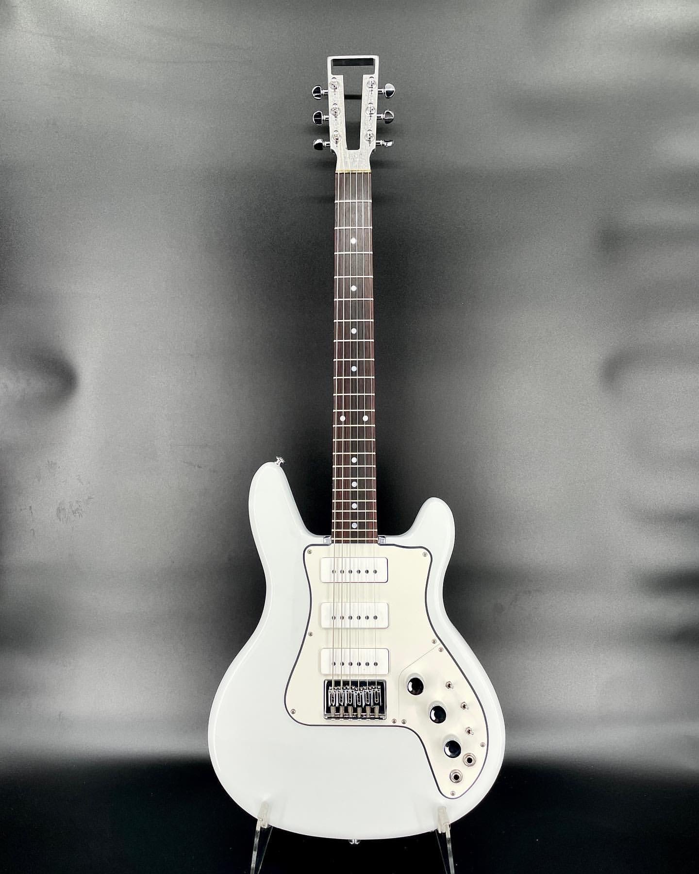 Travis Bean Designs TB 500JG
