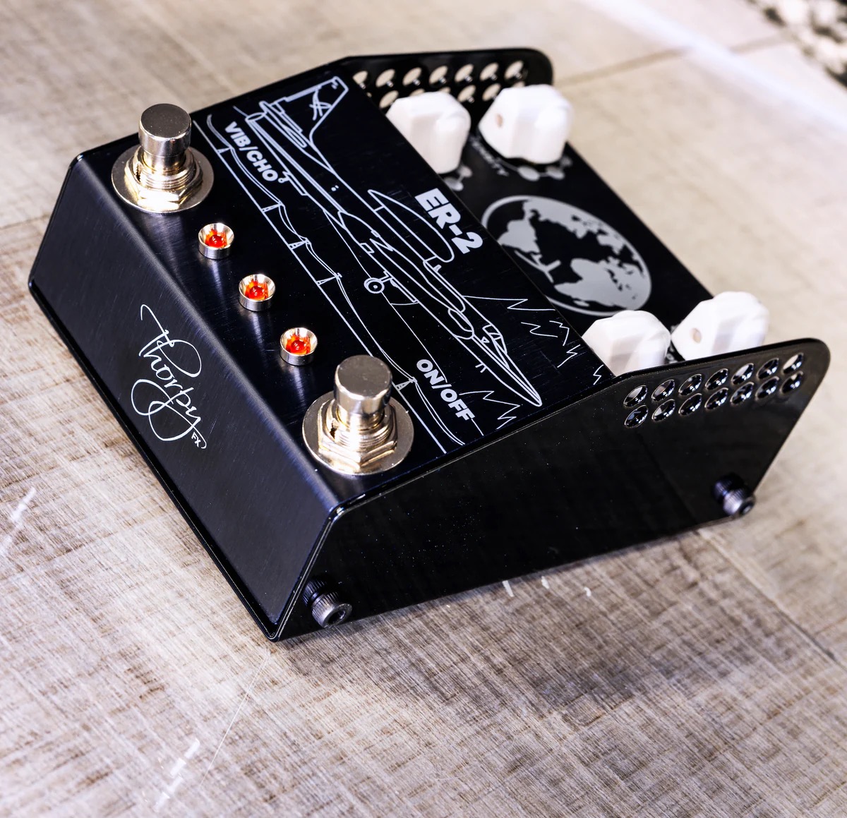 ThorpyFX ER-2 Uni-Vibe