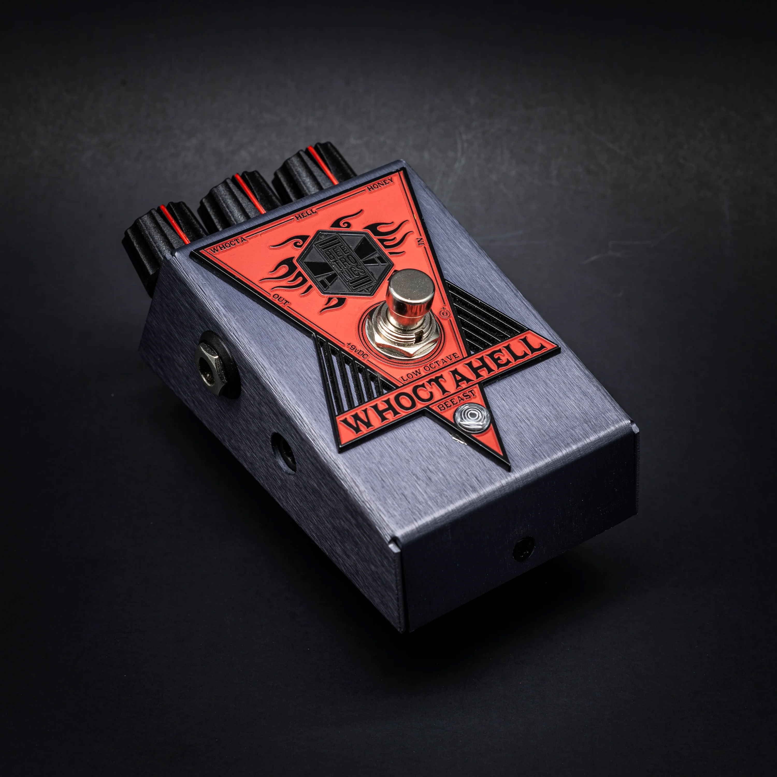 Beetronics Whoctahell v2 Low Octave Beeast