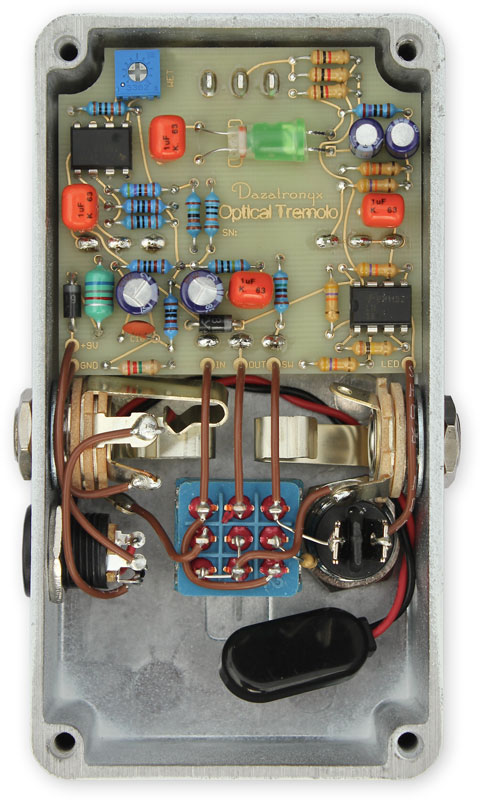 Dazatronyx Optical Tremolo
