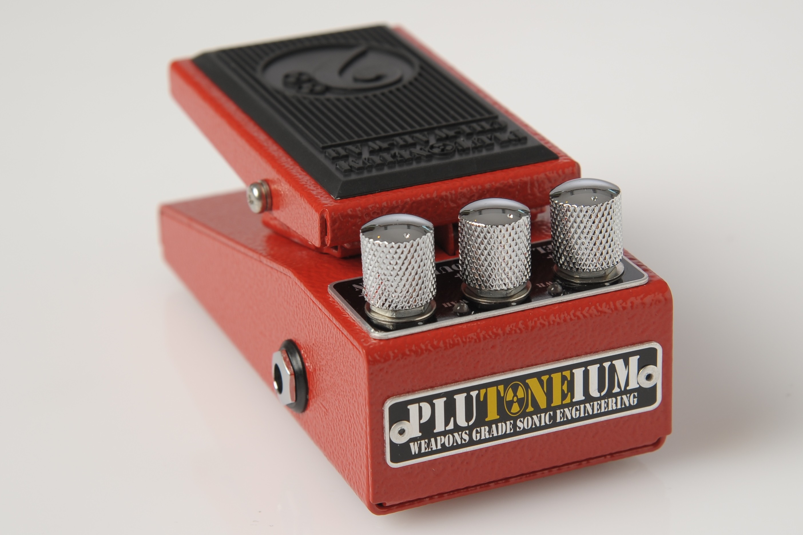 Plutoneium Chi-Wah-Wah Bass