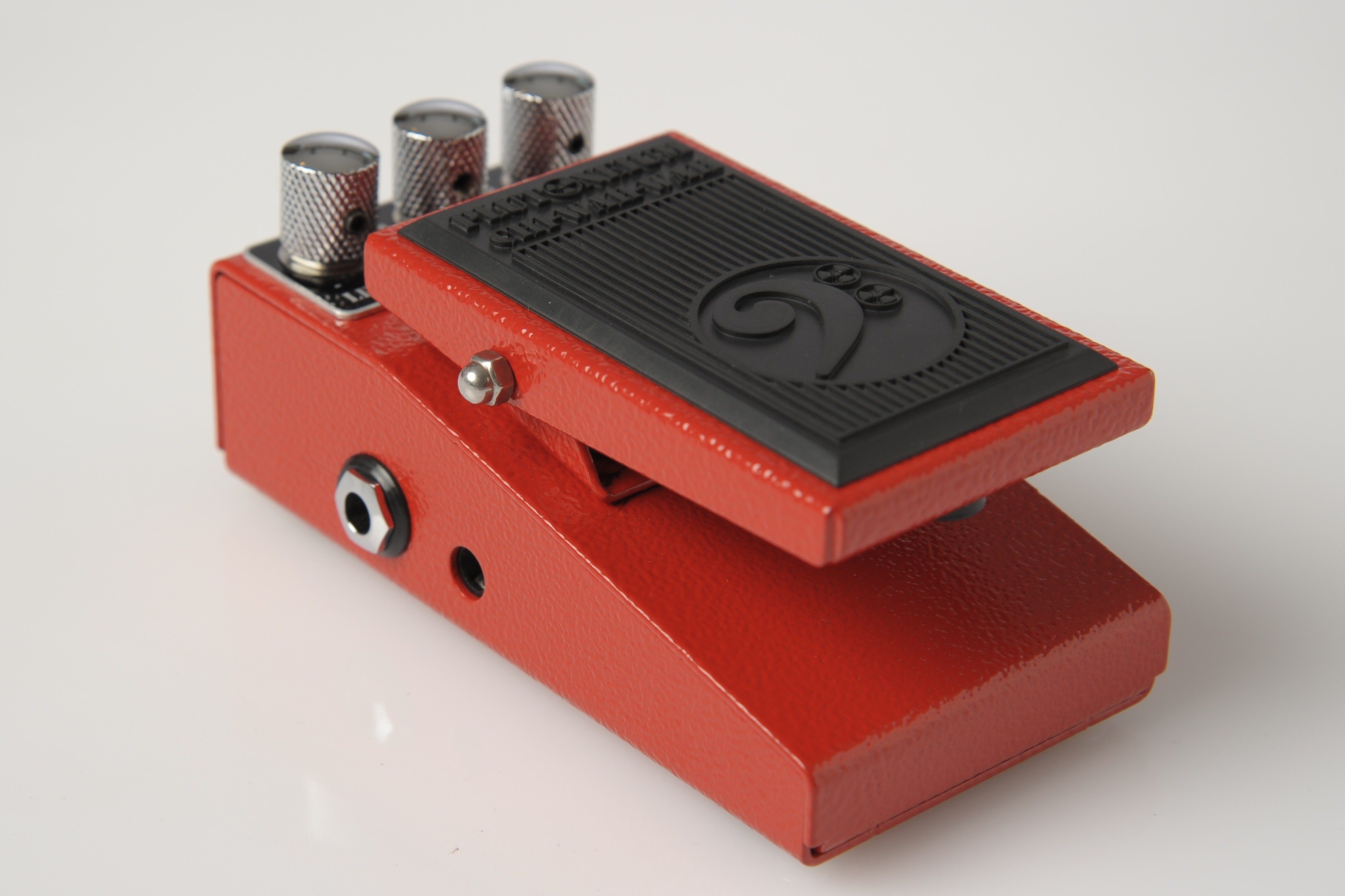 Plutoneium Chi-Wah-Wah Bass